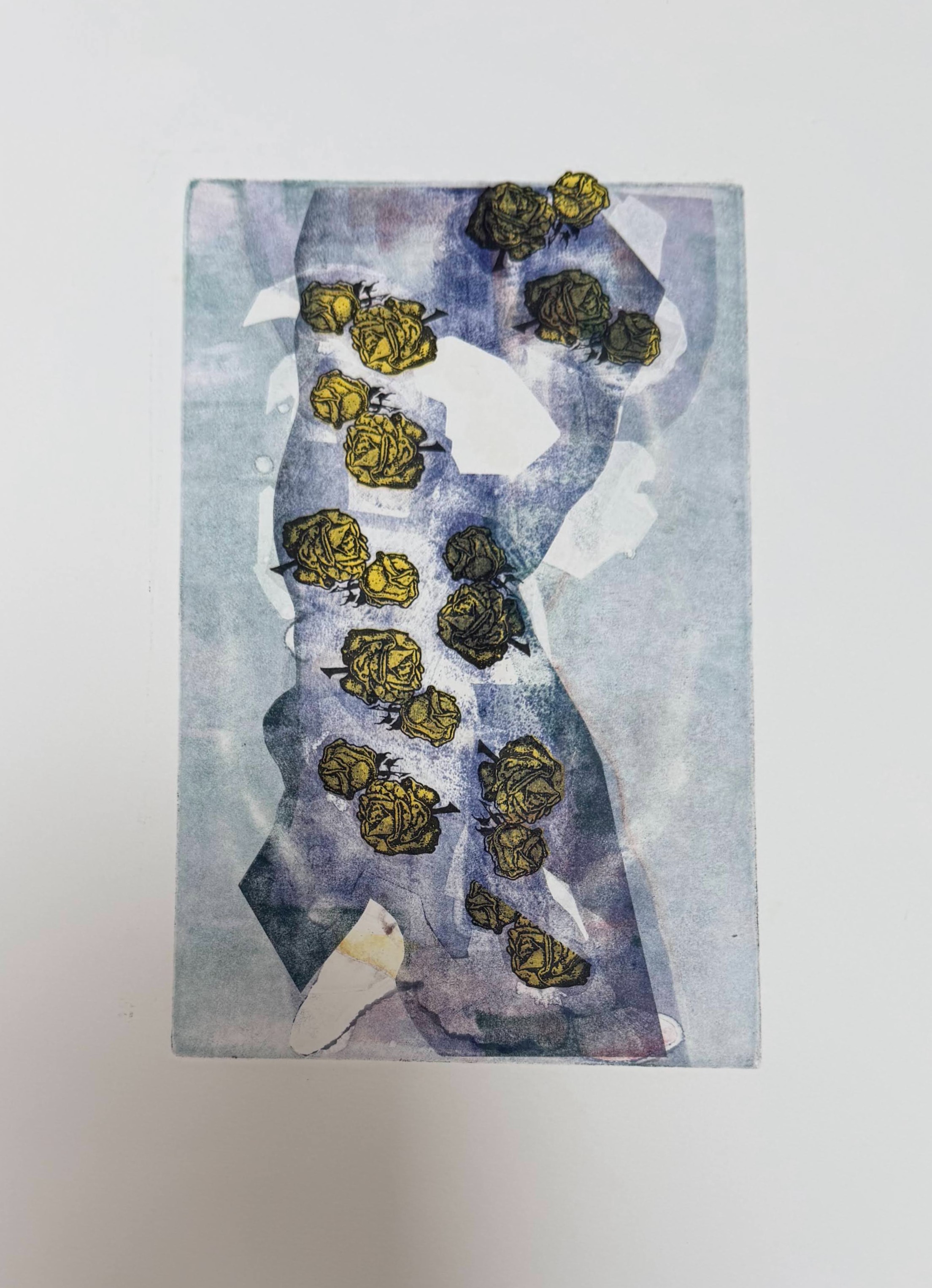 yellow roses figure
