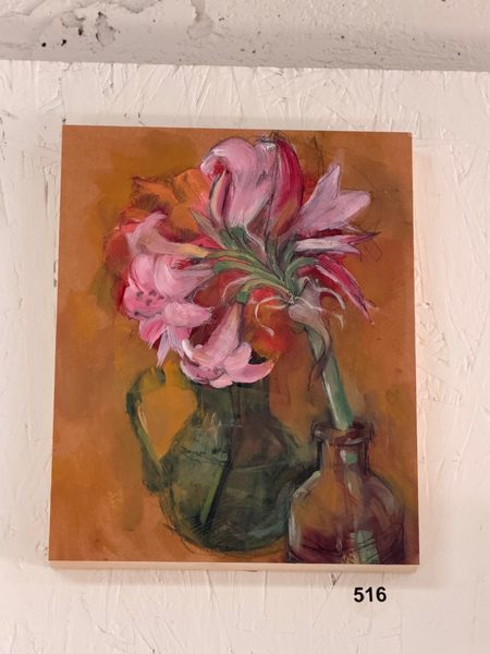 double lily's two vases